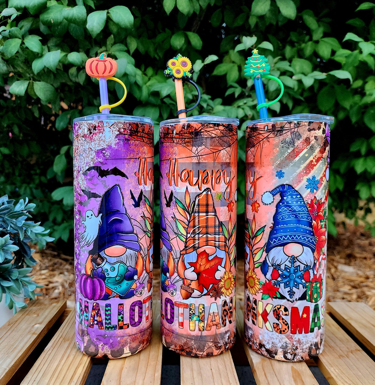 20oz Gnomes Hallothankmas Stainless Steel Double Walled Tumbler w/straw topper
