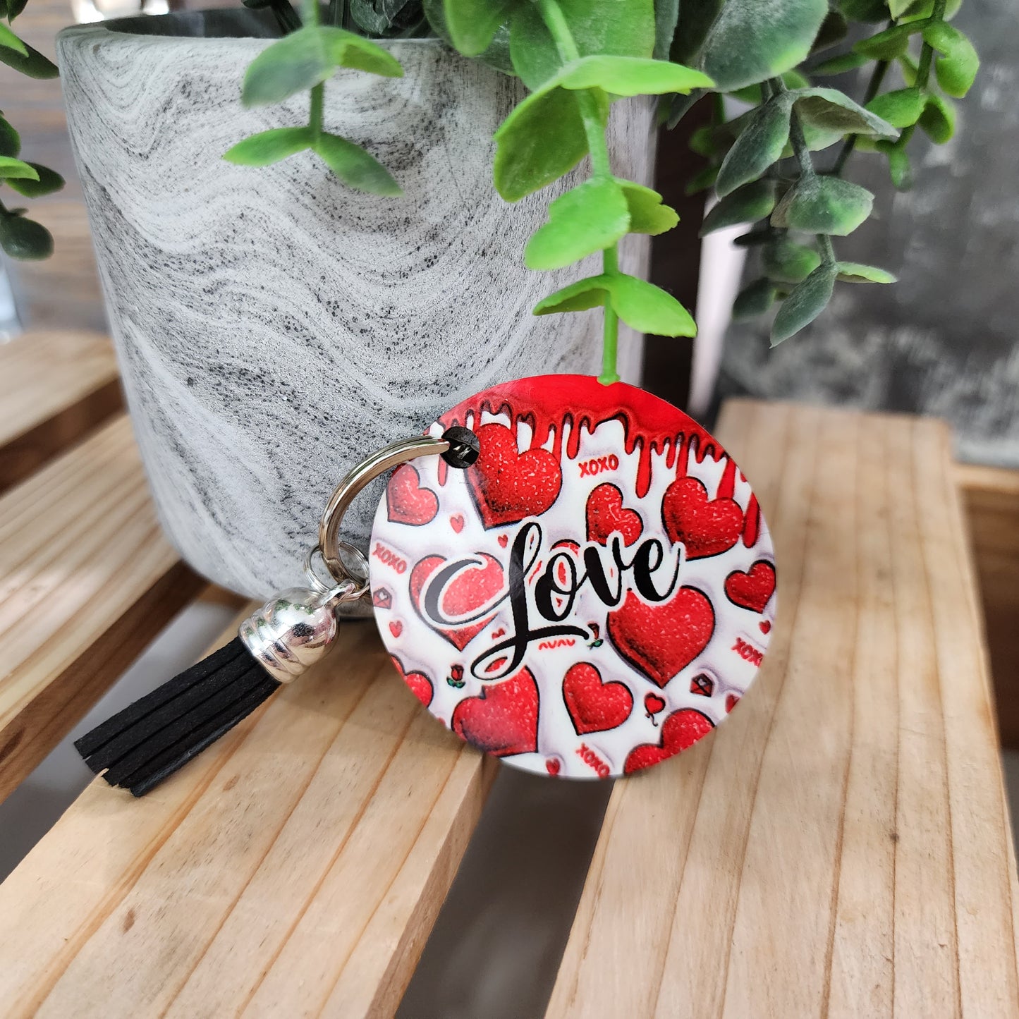 20oz Red 3D Faux Glitter Hearts, XOXO, Valentine Gift Box Set (Tumbler, Coasters & Keychain)
