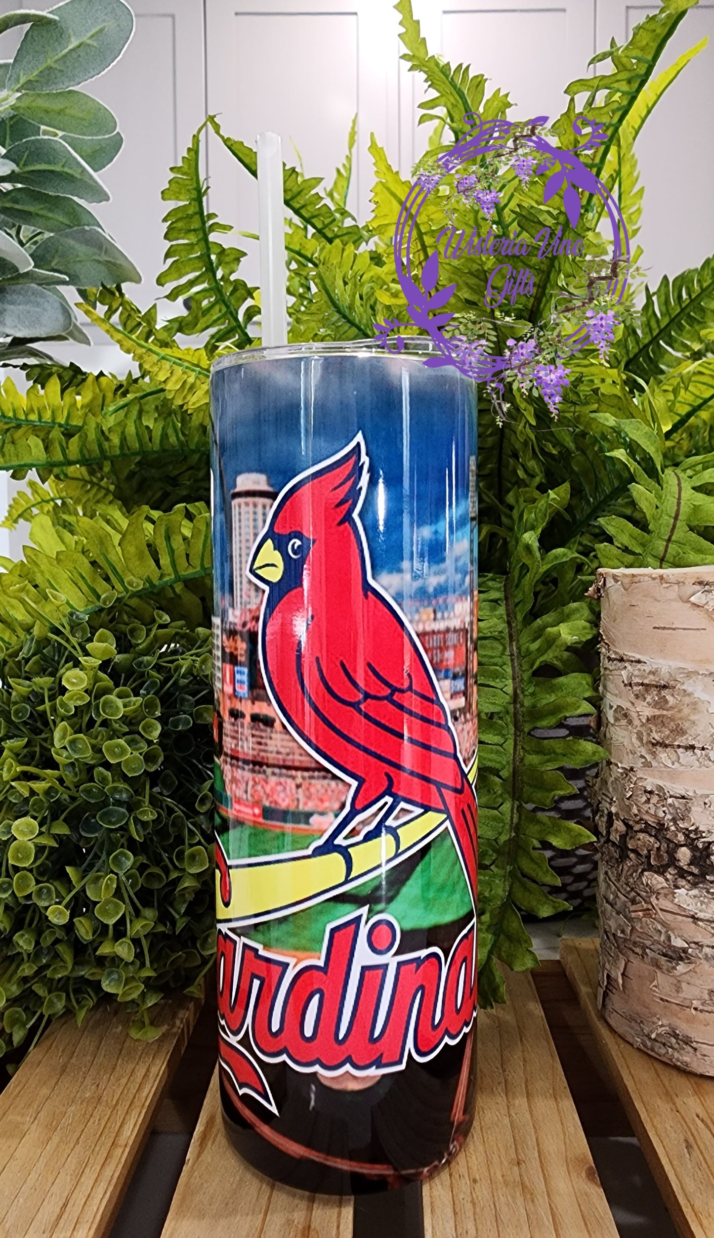 20oz Cardinals Baseball Stainless Steel Double Walled Tumbler (w/clear plastic straw)