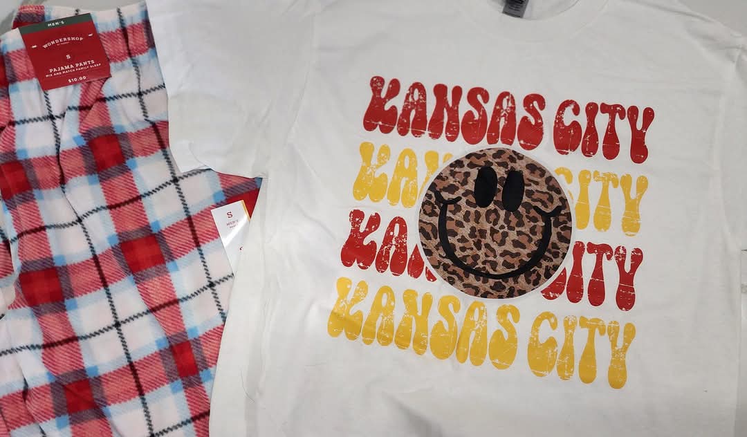 PJ Set ( Size XL KC Smiley tee & Comfy Fleece bottom pj's)